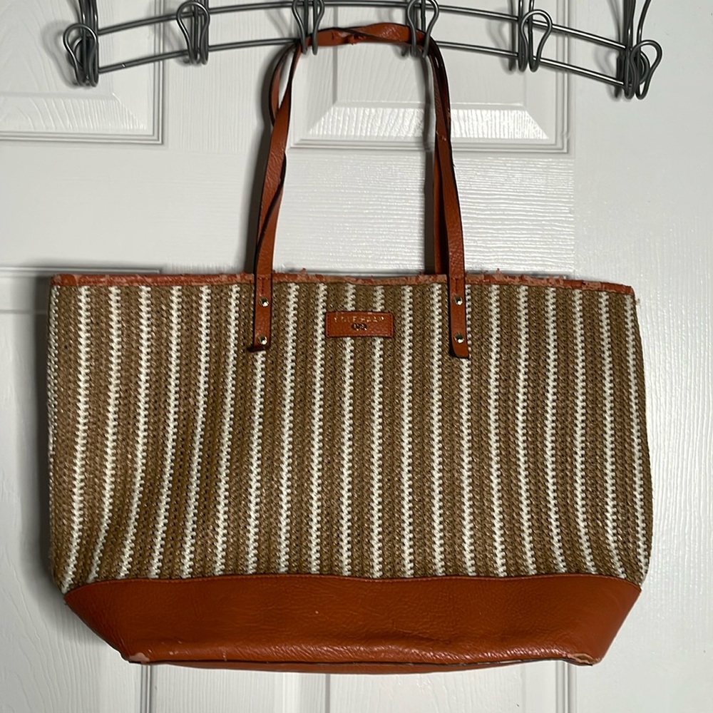 Cole haan woven basket bag shoulder tote handbag